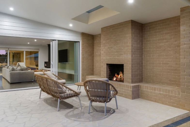 Outdoor fireplace and lounge